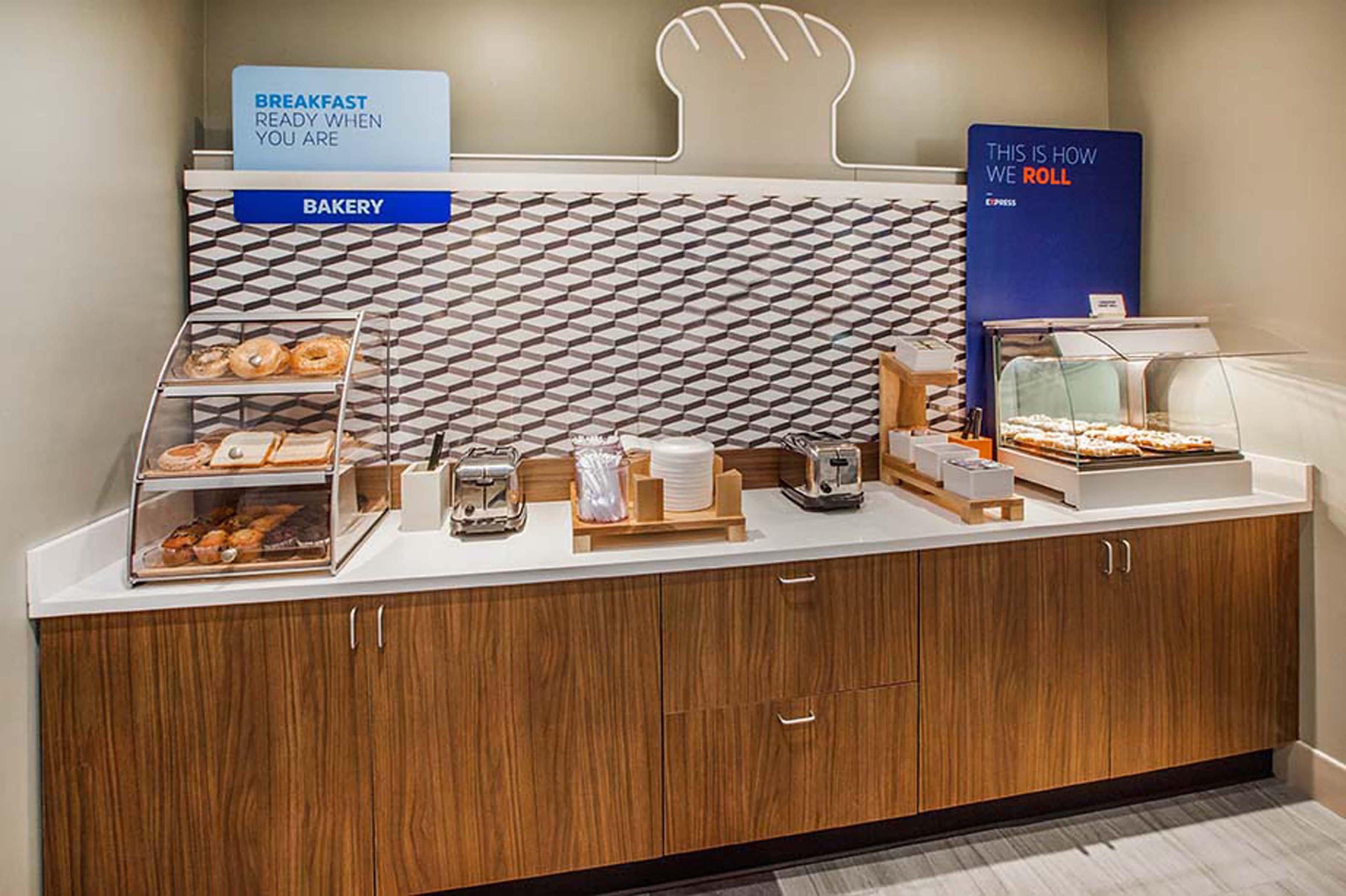 Holiday Inn Express Lake Wales North-Winter Haven By Ihg Waverly Dış mekan fotoğraf